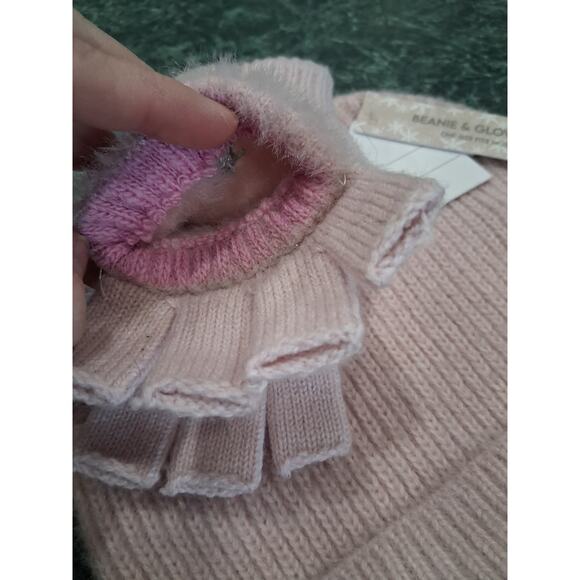 Women’s Pink Beanie & Glove Mittens Sparkle Sequin Star One Size NWT Fuzzy Soft - Picture 4 of 8